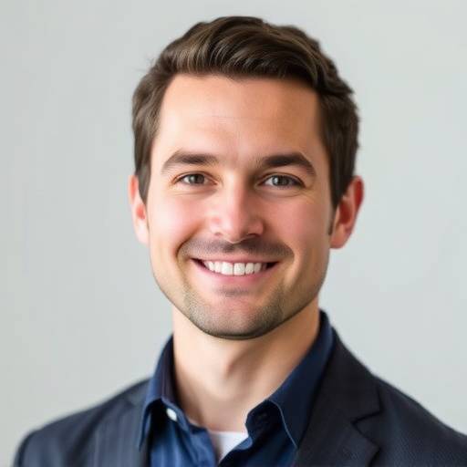 Portrait de Antoine Dubois, Responsable Marketing de BioCosmétiques